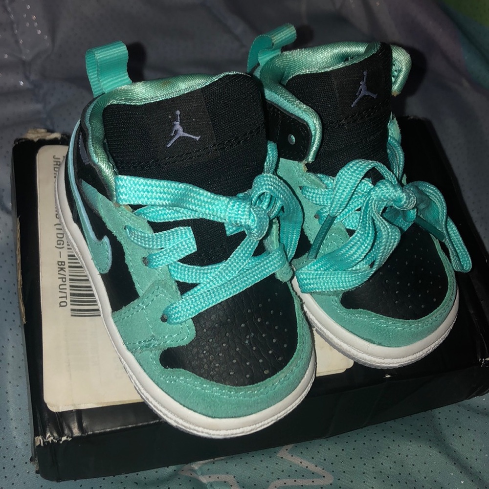 Jordan baby 1 MID GT